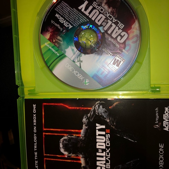 XBOX 360 KINECT - Picture 6 of 7